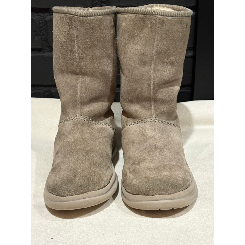 Women's UGG Taupe Winter & Rain Boots Size 5